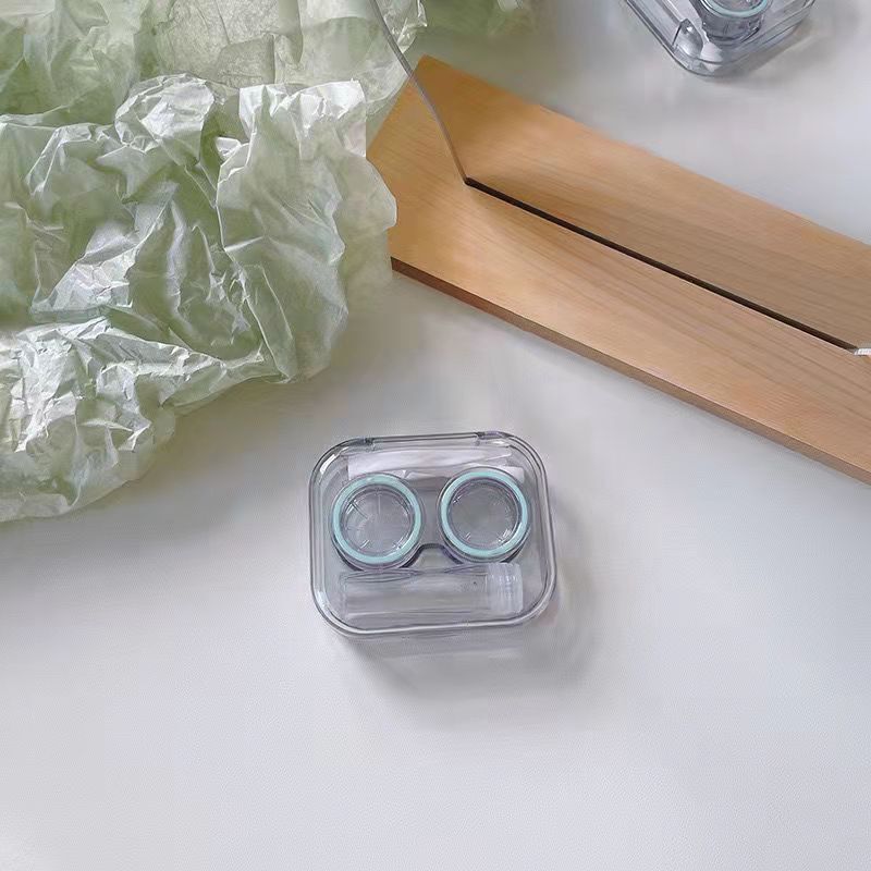 Sandalwood Purple Eye with No Twist Cap, High Grade Transparent Visible Cool Wind, Simple and Portable Contact Lens Box. 