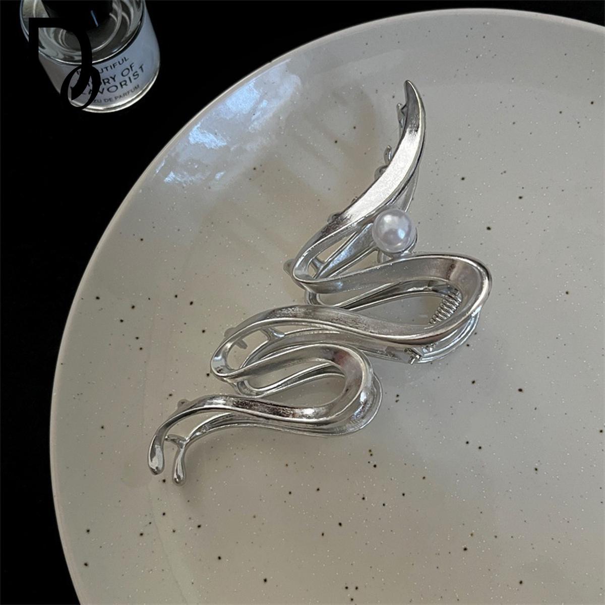 Wave Hair Catch Women Accessories Large 12 CM Hair Clip