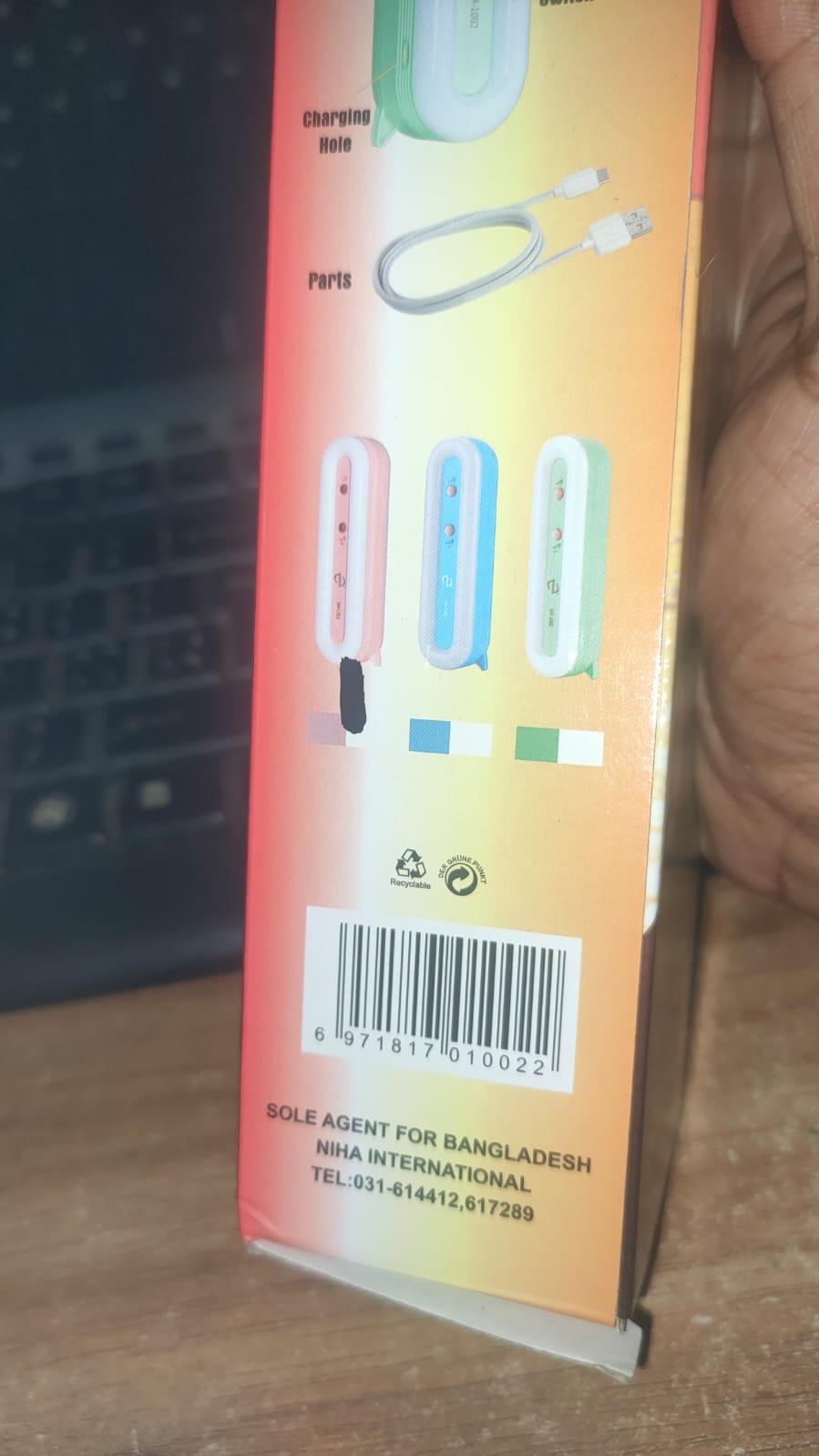 Sunmoon Rechargeable Emergency Flashlight lithium battery super bright with 3 mood brightness control and Micro USB charging system  long backup. 