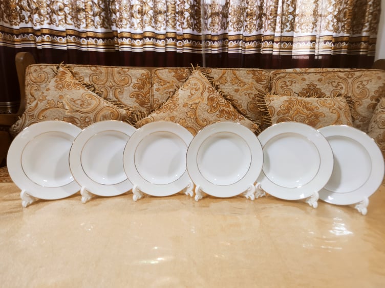 White With Golden Line Half Plate Set 7 Inch 6 Pcs Set. Porcelain Deep Cook Plate Set 7 Inch , Ceramic Sauce Plate , Cake Plate Or Salad Plate Set.. 