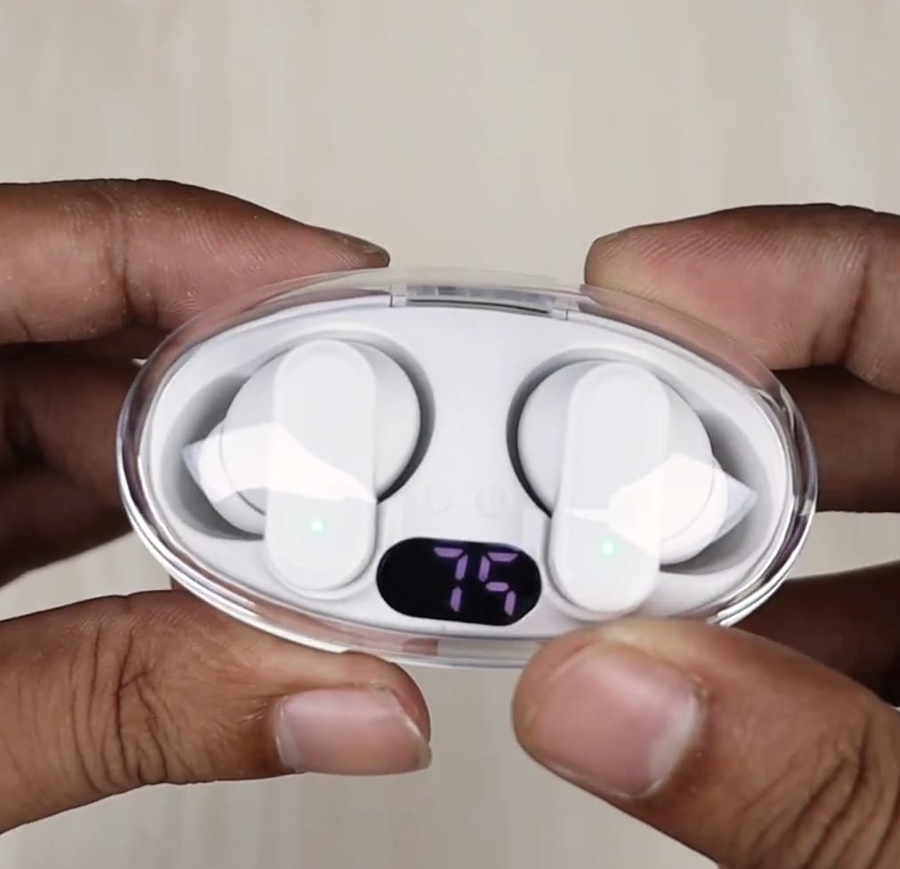 Mobicom TWS-T30 High-quality Bluetooth earbuds with 13mm large dynamic coil and led digital display - deep bass. 