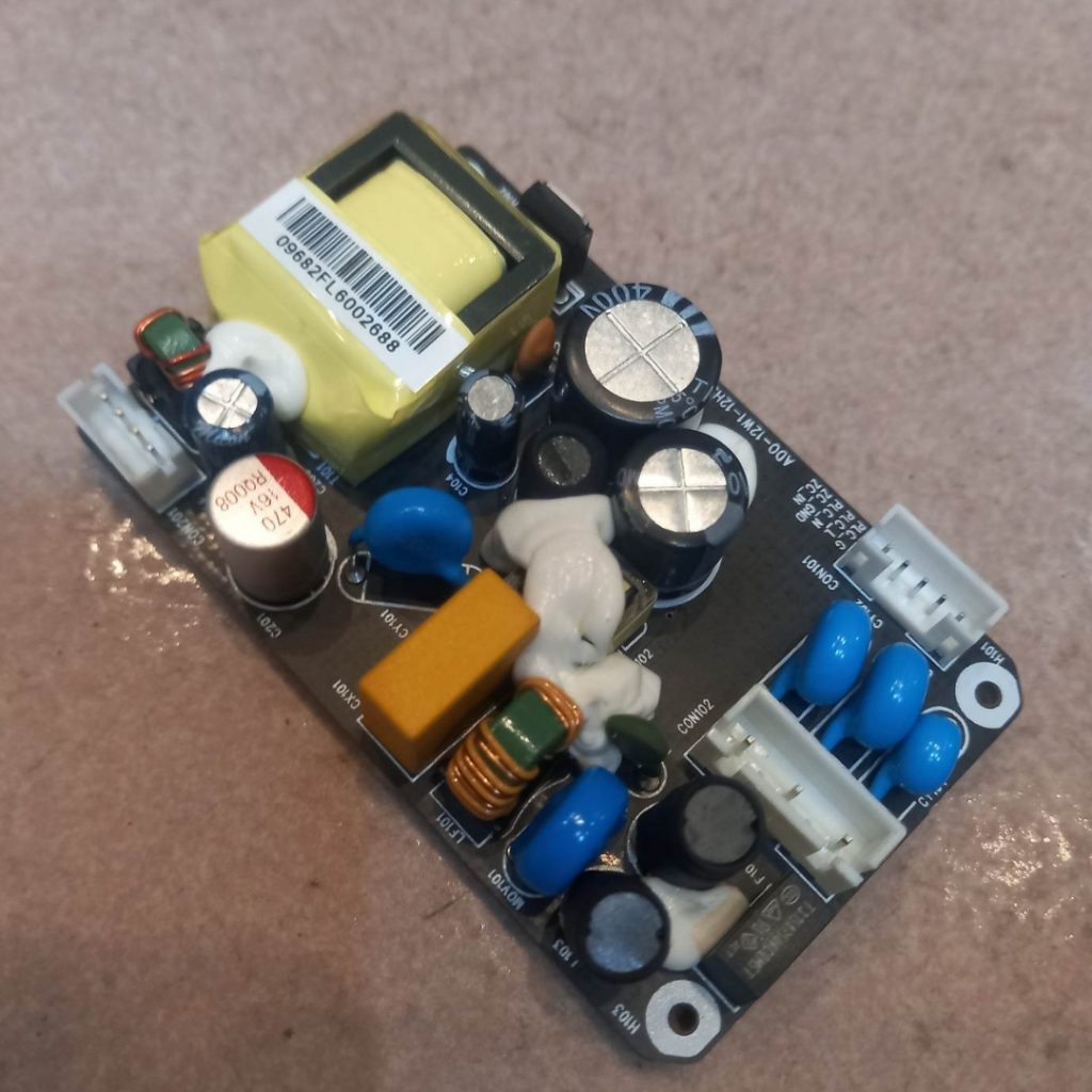 Circuit 12V 2Amp DC Circuit Adapters AC 220V To DC 12V 2A Switching Power Supply PCB Type Open Frame SMPS Chargers Adapters. 