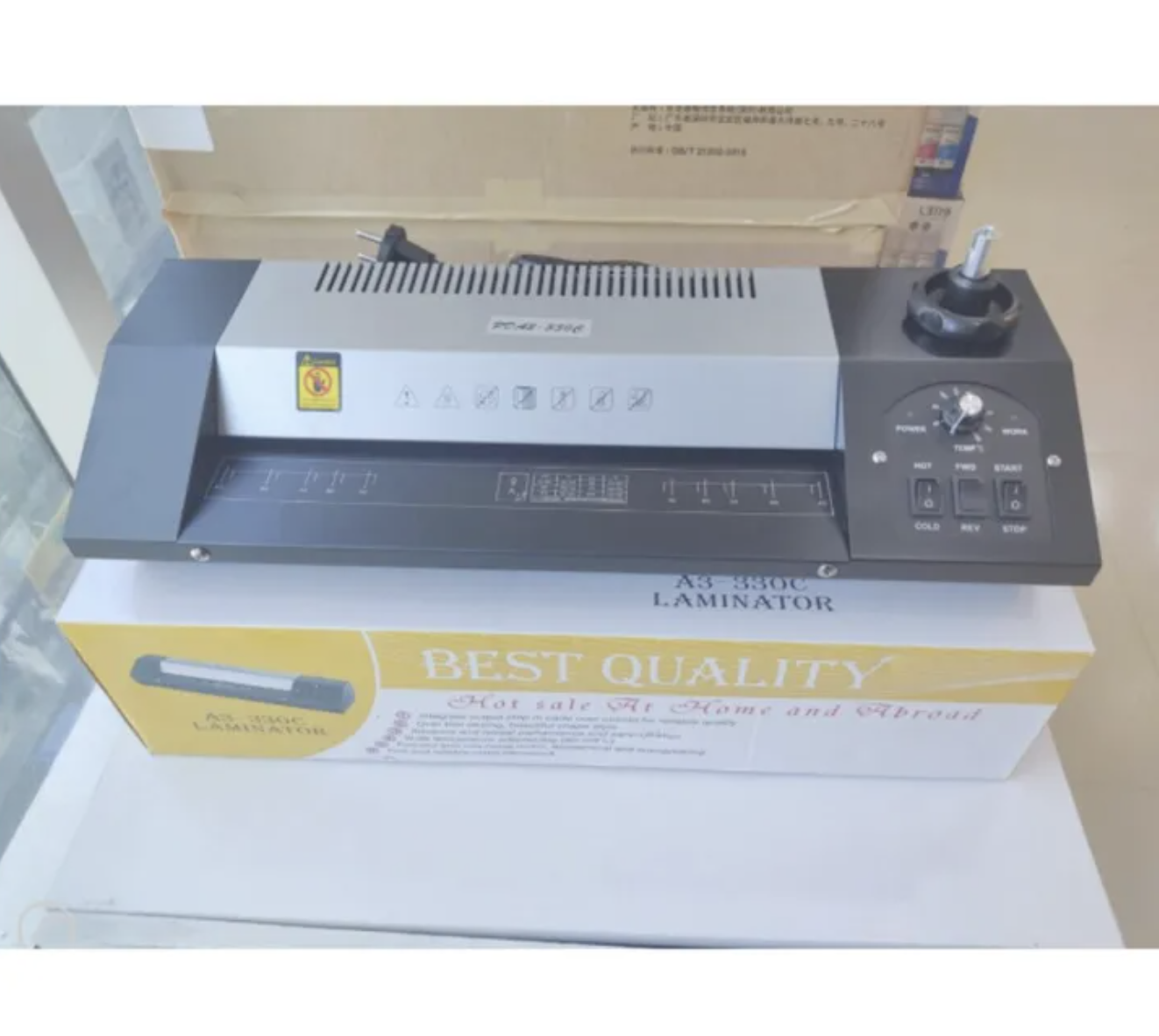 MASTER 320 BEST QUALITY A3-320 And KING A3-330D Laminating Machine A3 A4 Size 330mm Laminator Cold And Hot Photo Paper Document Laminator Machine. 