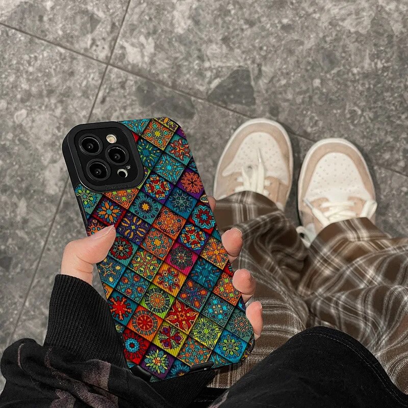 Colorful Diamond Lattice Totem Phone Case For iPhone 15 11 12 13 14 Pro Max 14plus X XR XS Max 7 8 Plus Shockproof Back Cover. 