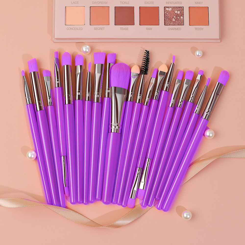 Glow In The Dark Professional Factory Direct Selling Cross-border Explosion Versatile Makeup Brush Set Beauty Tools High-quality. 