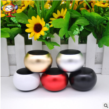 German small steel cannon subwoofer mini speaker 2020 new wireless bluetooth speaker multi-function portable. 