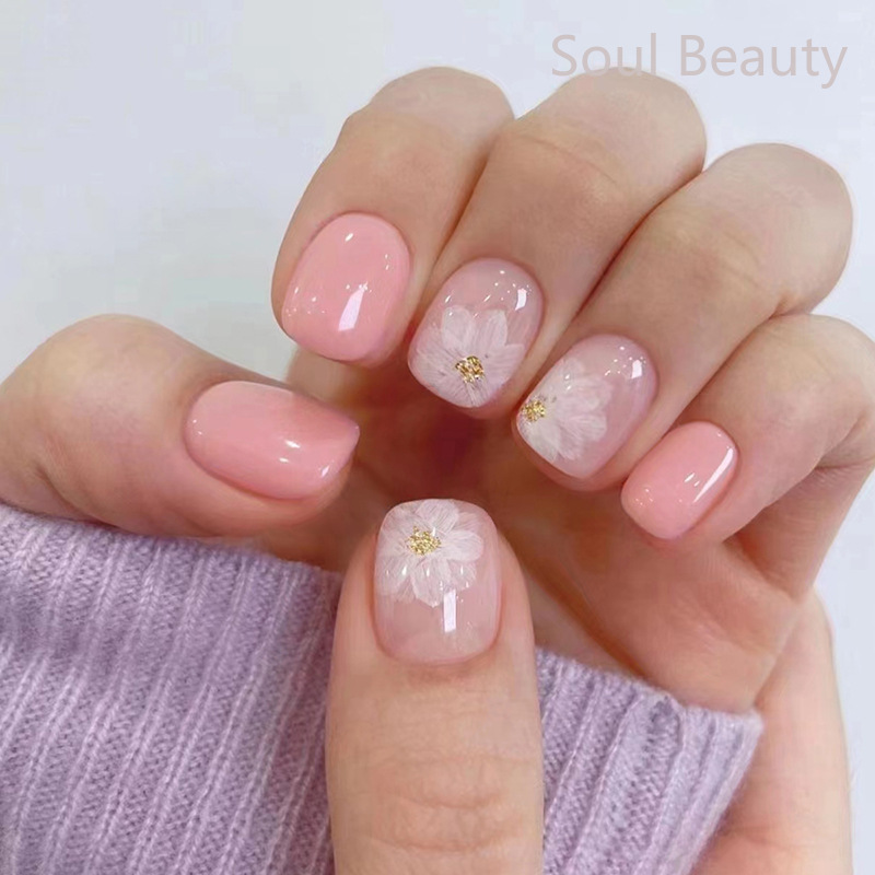 24pcs Short Ballet Silver Metal Nails Solid Color Glossy Artificial Press-on Nails Full Coverage Waterproof False Nail Art. 