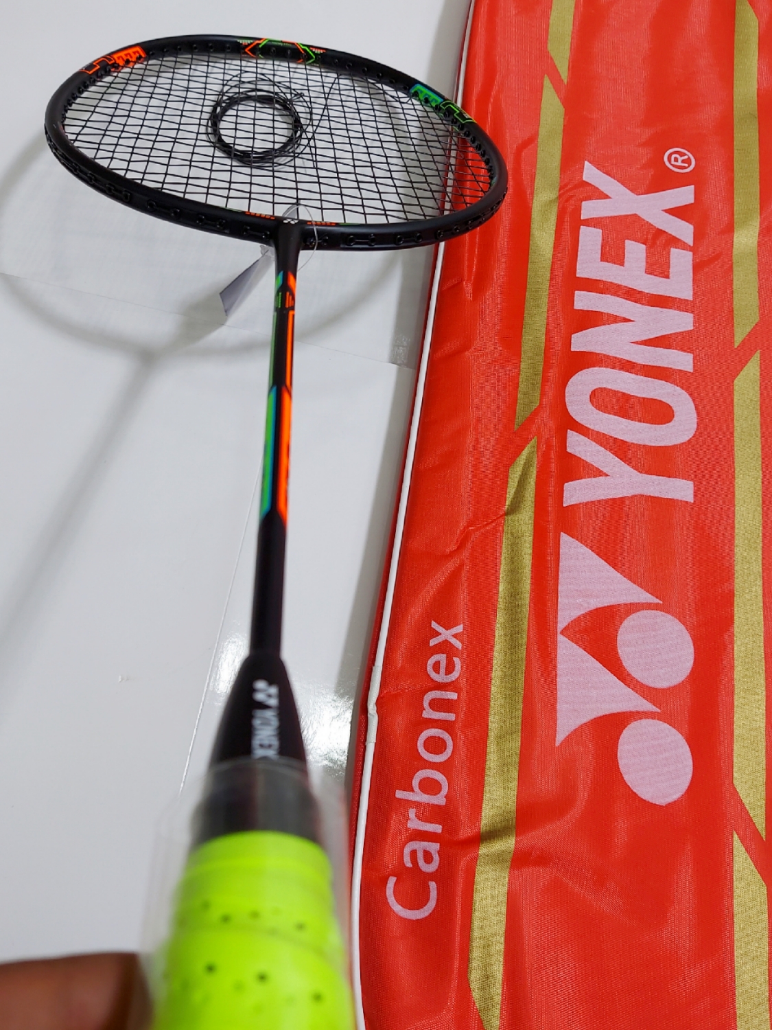 Yonex Badminton Racket String Tension 30 LBS Mashing Gadding - Multicolor. 
