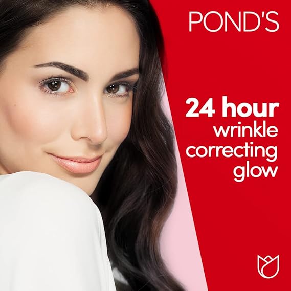 POND'S Age Miracle Night Face Cream, With Vitamin B3 and 10% Retinol C, Youthful Glow, 24 hour wrinkle correcting glow - 50g. 