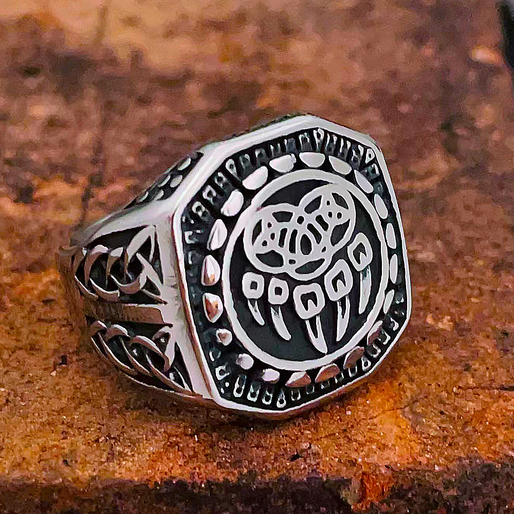 Foreign trade European and American Viking retro domineering bear claw ring hip-hop style men's ring fashion personalized titanium steel jewelry batch