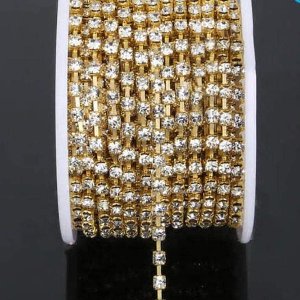 Men etuk ayolni sikdim va uning ichiga kirdim