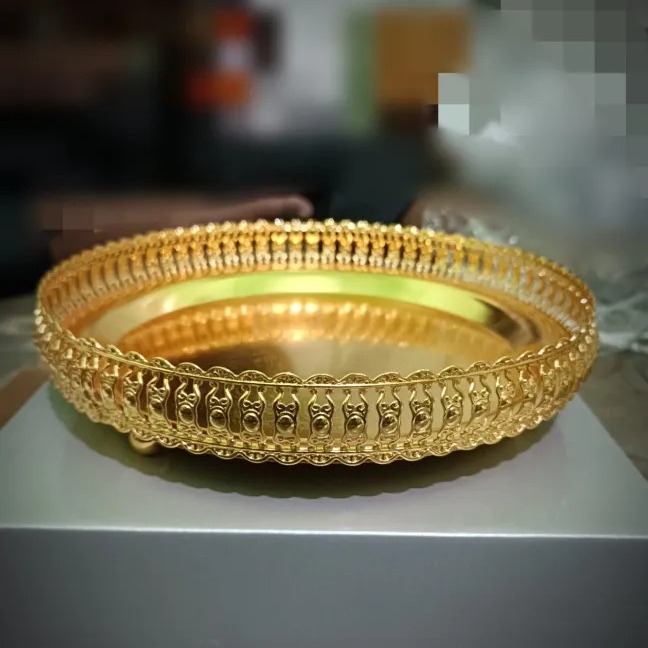 Golden china pandan tray - 9 inches round. 