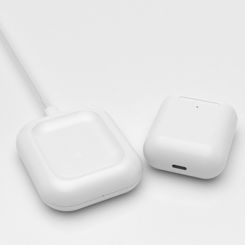 The Bluetooth headset wireless charger is suitable for AirPods 2nd generation, 3rd generation, and 4th generation earphone compartment groove wireless charging chassis
