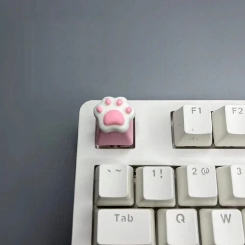 1PC/4pcs DIY Handmade Customization Cute Pink Keycaps Cartoon Anime Girl Fans OEM R4 Cross Axis Game Mechanical Keyboard Keycaps. 