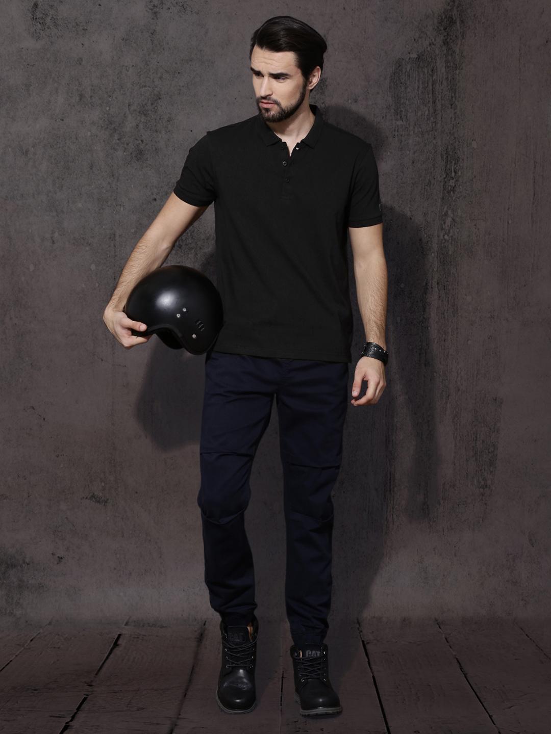 Men Black Solid Polo Collar T-shirt - Polo T Shirt For Men. 