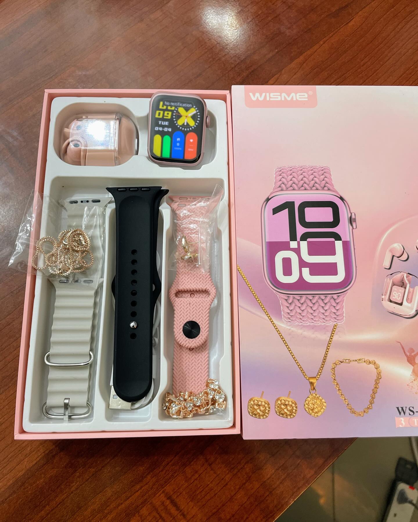 WISME WS-X18 MINI SMART WATCH AIRPODS THREE 3 STRAPS WIRELESS CHARGING. 