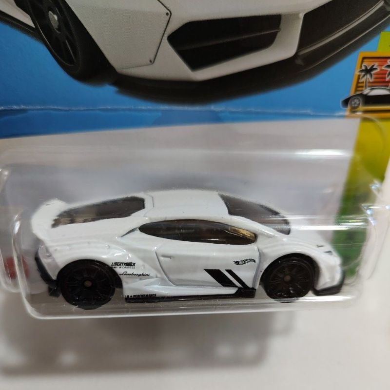 Captivating Make - Hot Wheels Lb - Works Lamborghini Huracan Coupe White; Scale - 1:64 - Offering value and flexibility - Upscaled Standard. 
