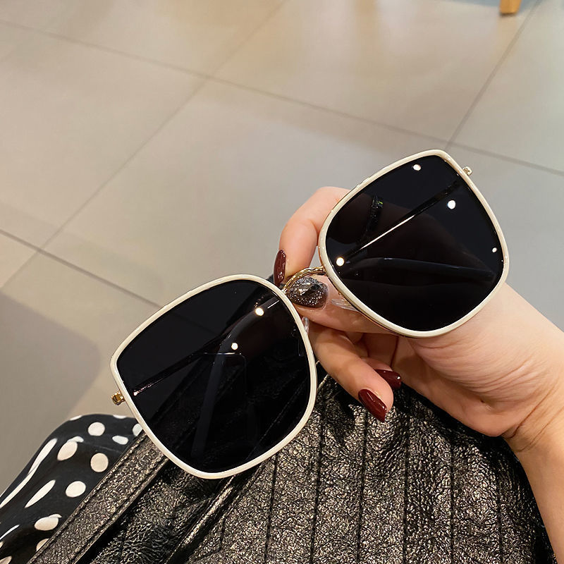 2024 New White Concave Shape Sunglasses Large Frame Big Face Square Sunglasses Female Internet Celebrities Retro Korean Style Trendy