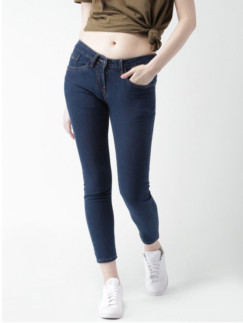 navy blue jeans girl