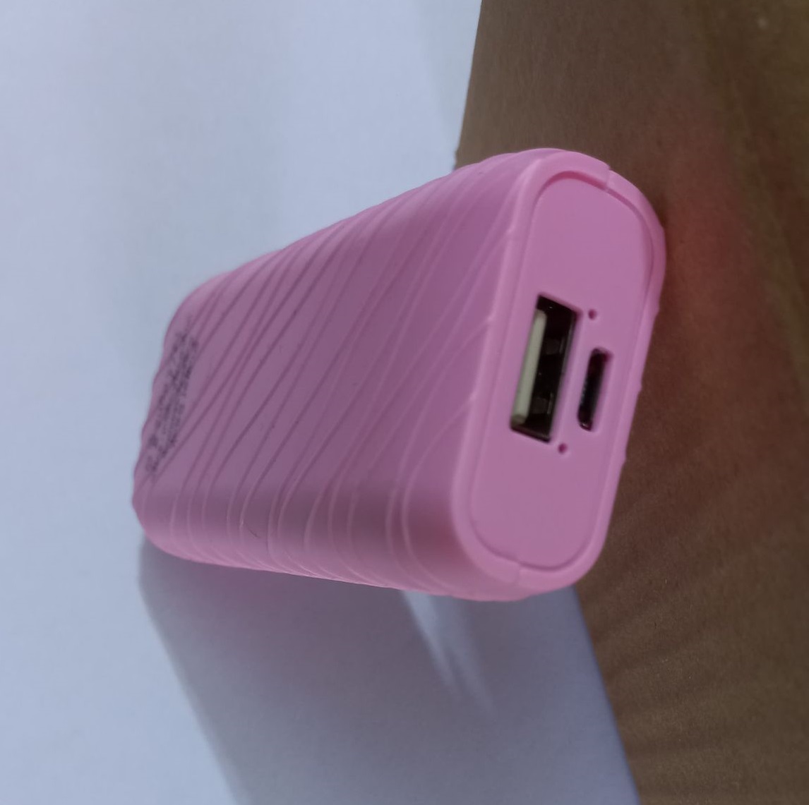 3600mAh Power Bank Case With Circuit & 2 Battery Portable Case Input DC 5V 1A Output DC 5V 1A Micro USB Socket Plastic Case Using 18650 Battery. 
