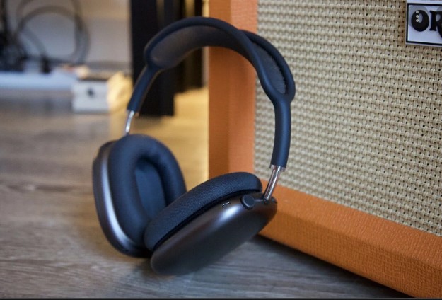 Model P9 Headphone Bluetooth Noise Cancelling Wireless Headphone. 