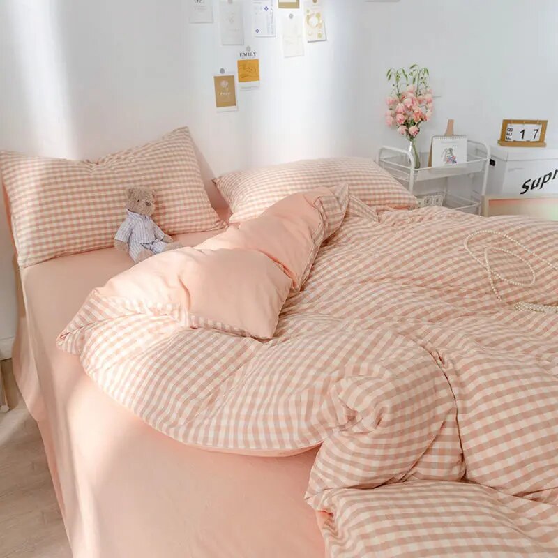 Minimalist Bedding Set of Four Pieces Girl Heart Pink Small Grid Bedding Set Bed Sheets Dormitory Three Piece Set. 