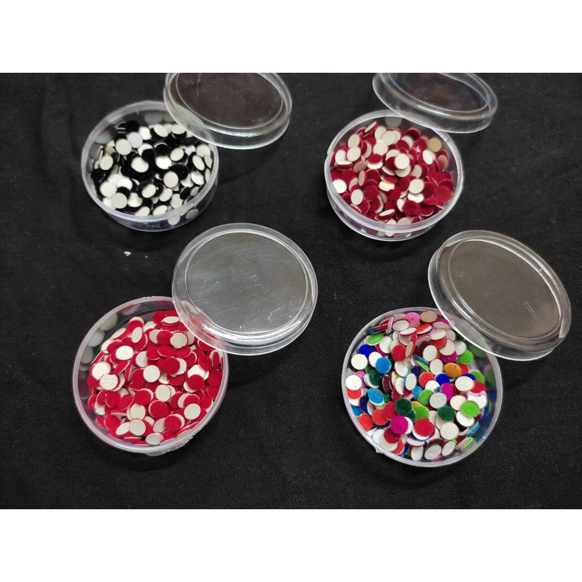 4box medium size bindi .. 100+pc in box.. bindi for girls