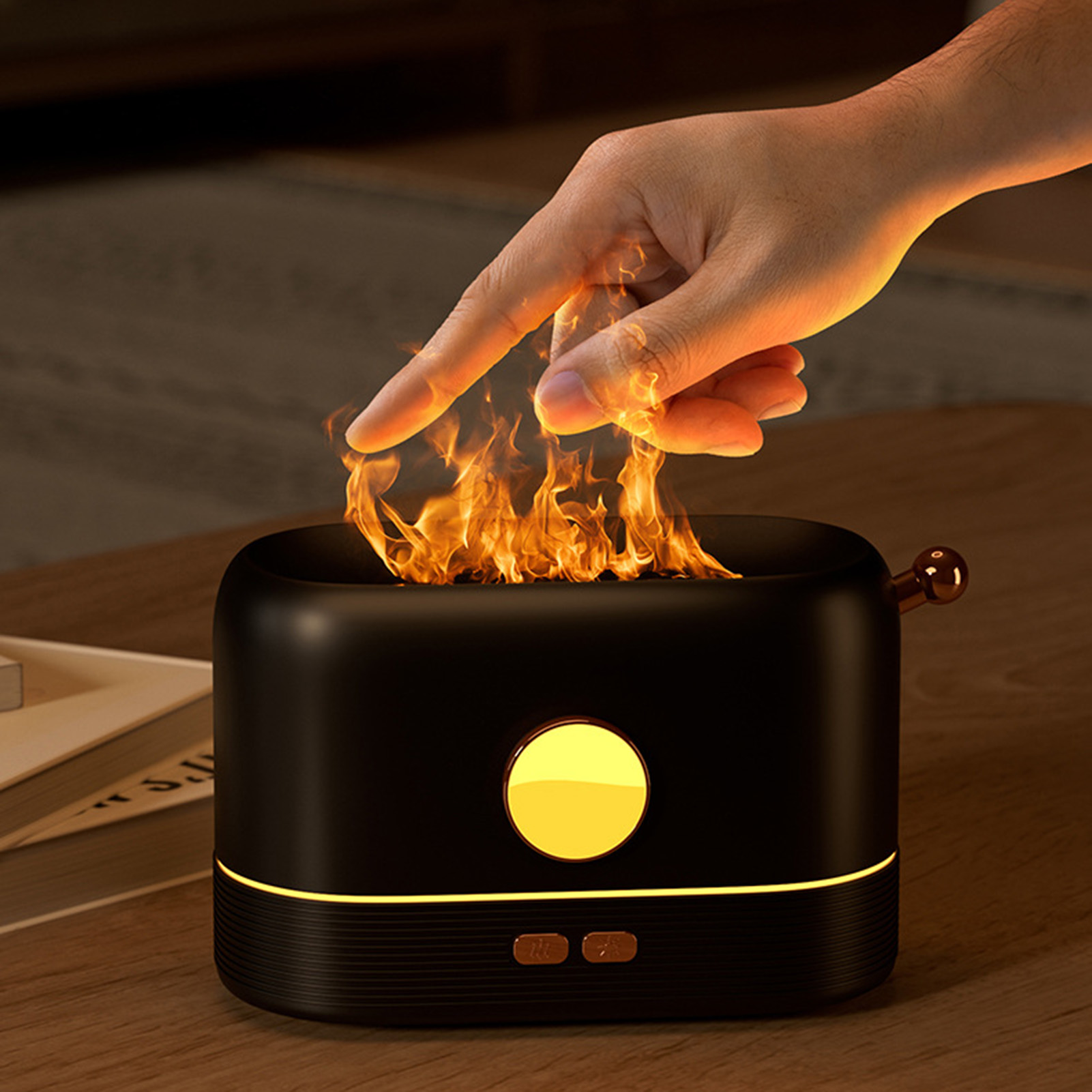 Aroma Diffuser Refillable Built-in Smart Chip Mist Humidifier. 