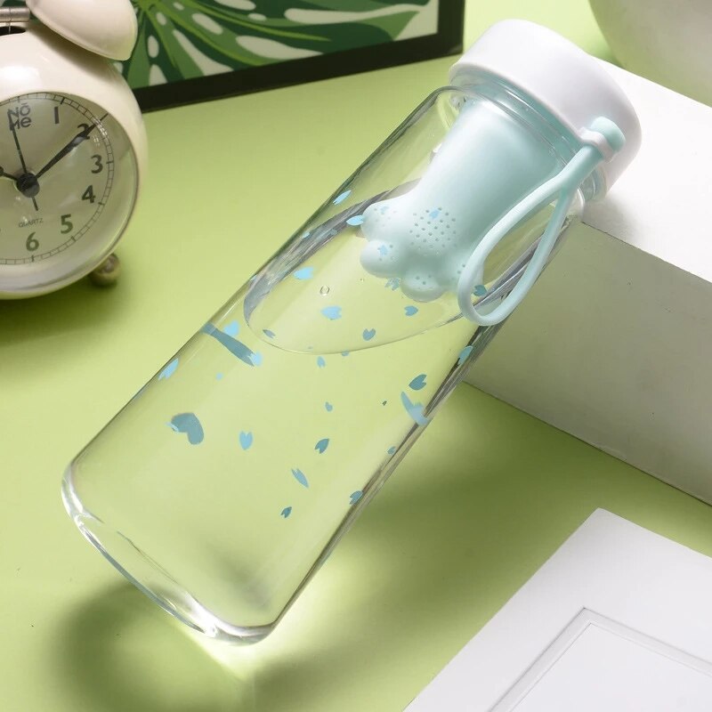 Kawaii Cat Paw Cup Cute Plastic Water Bottle with cat claw Infuser Strainer Filter 550ml for Drinkware Portable Drinking Bottle. 