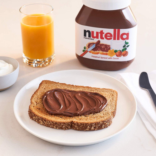Nutella Chocolate Hazelnut Spread with Cocoa, 180g. 