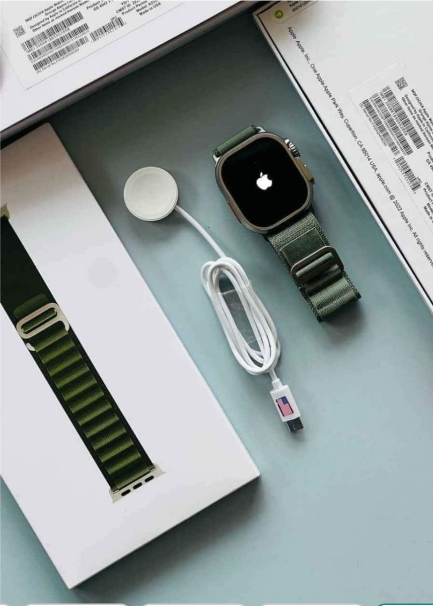 Apple watch 8 Ultra with apple logo amoled display Watch (Mastercopy). 