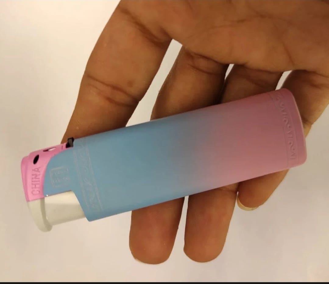 Unique red tune colored cute gas refill-lighter -5 pice. 