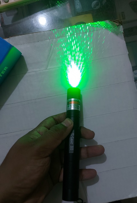 Green Laser Pointer 18650 Battery Rechargeable. 