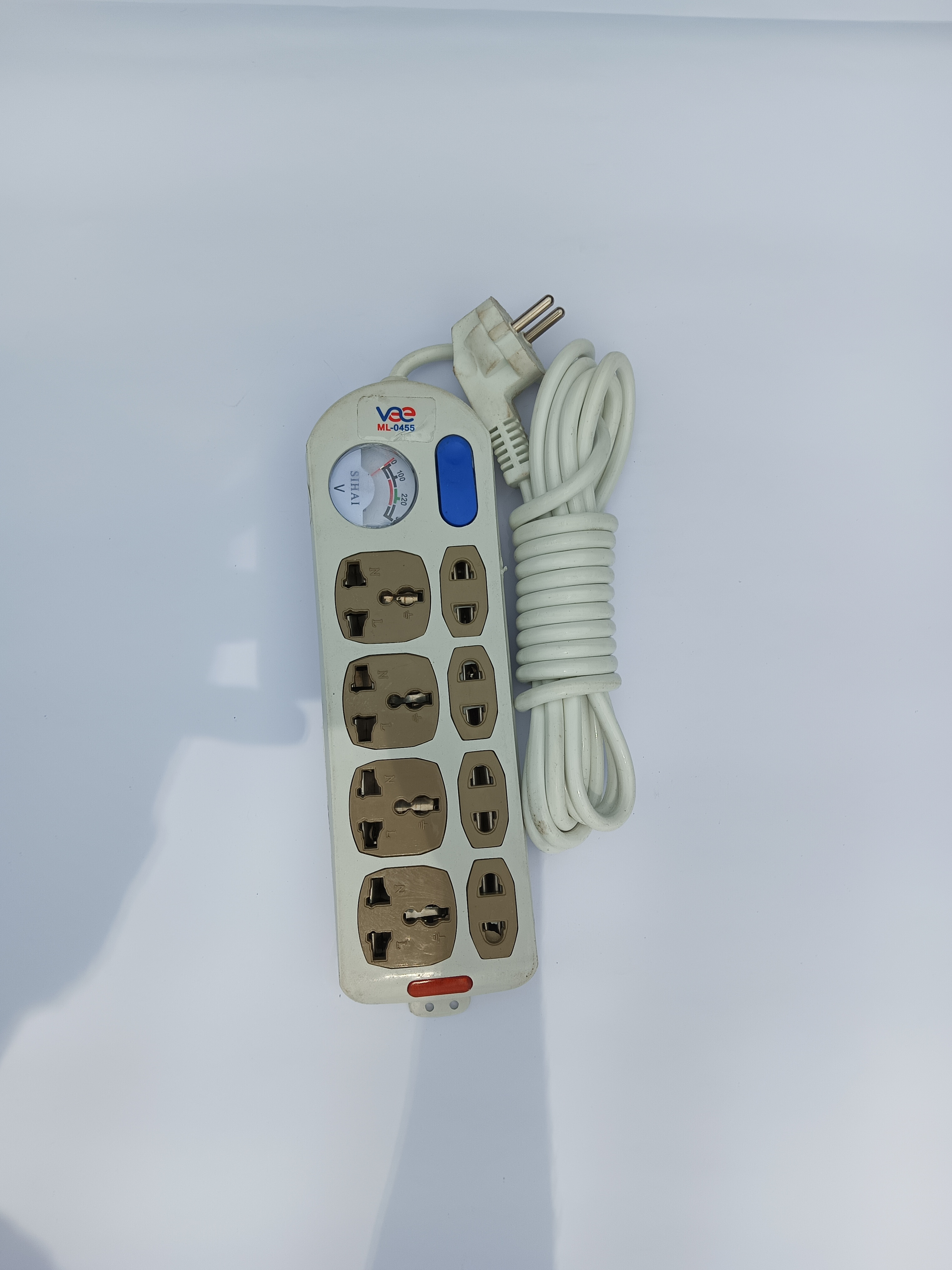 Multiplug 8 Port Power Strip with 3 Meter Cable. 