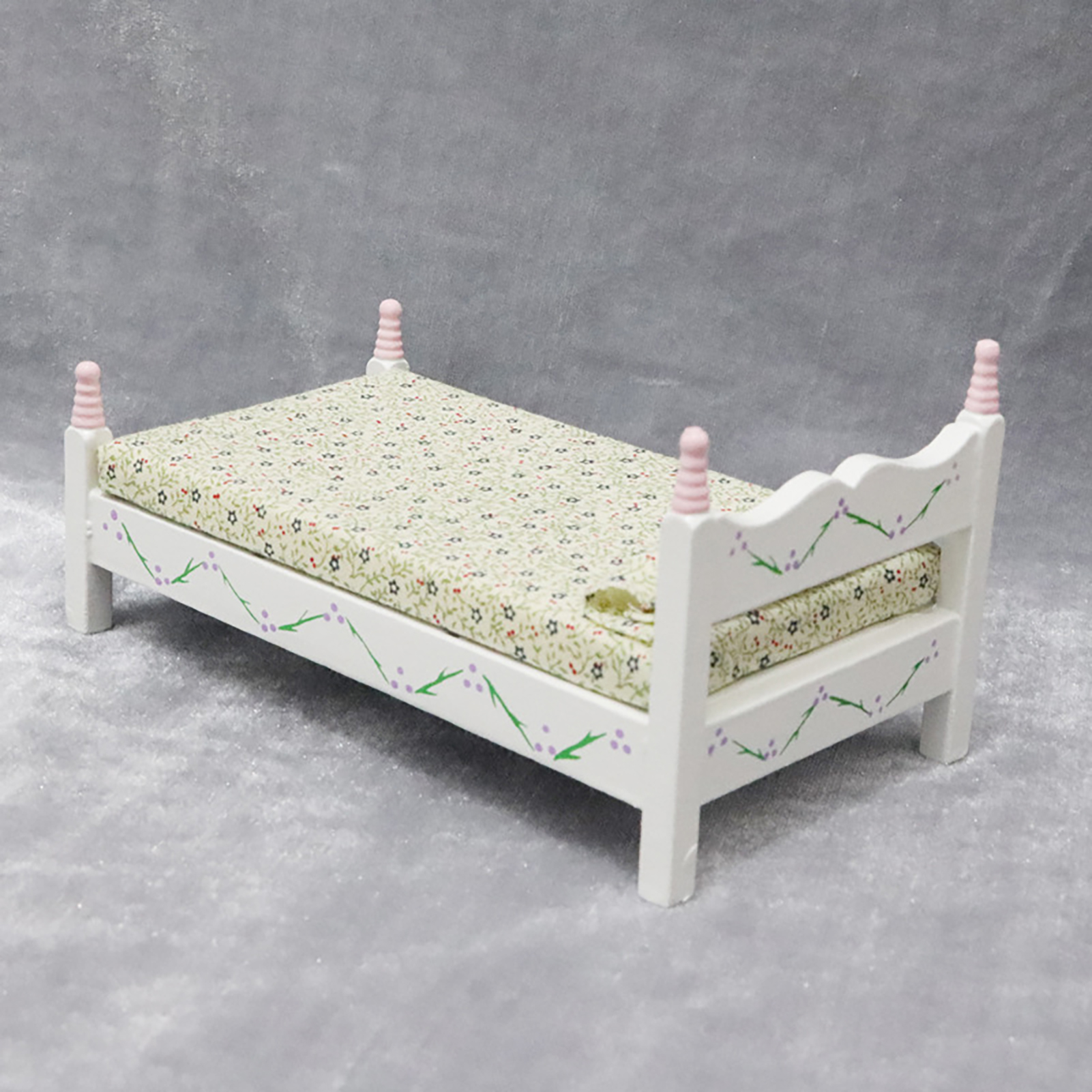 1:12 Miniature Bed Multi-use Cute Wood Miniature Bed Display for Home. 