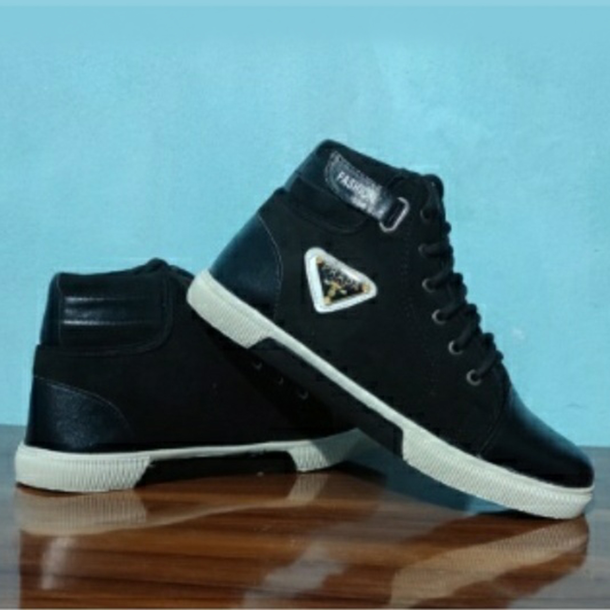 Boots shoes ankle boots for men with rubber sool and lace up boots for men to casual use light