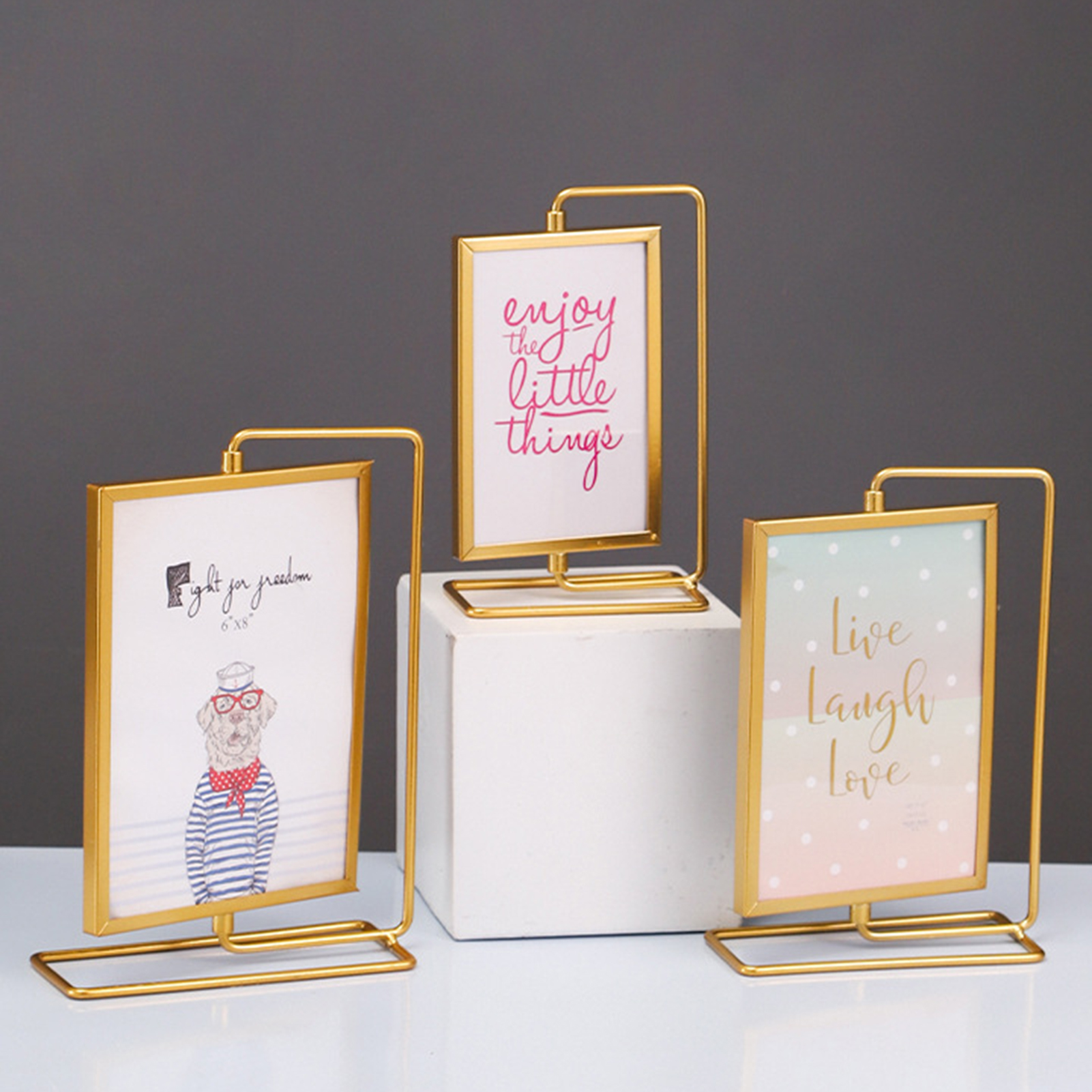 Table Photo Frame Exquisite Workmanship Modern Minimalist Metal Photo Frame. 