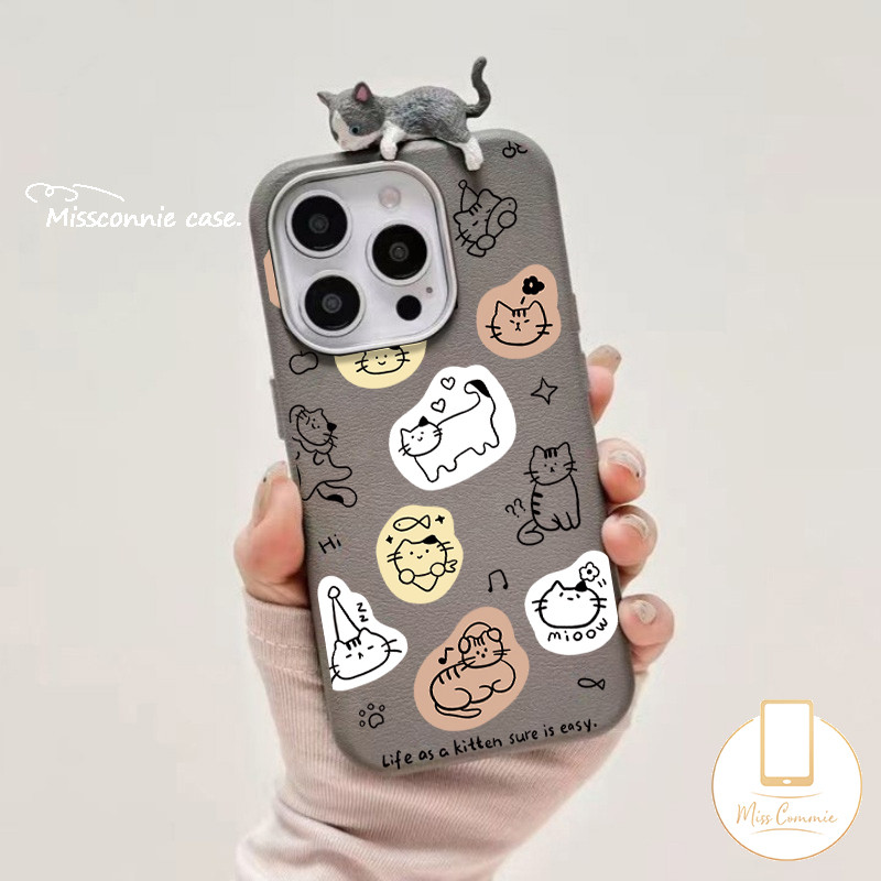 Cartoon Stick Figure Cat Kitten Lovely 3D DIY Doll Cat Case Compatible for IPhone 16 11 12 15 14 13 Pro Max XR X 15 14 16 Plus XS Max Luxury Metal Lens Frame Leather Texture Case. 