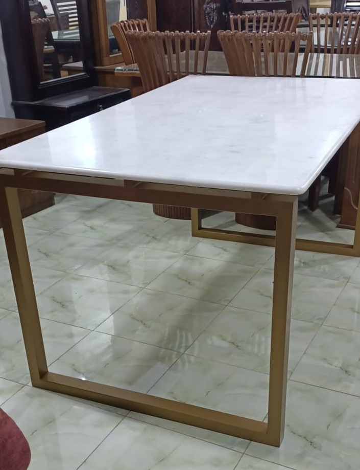 Dining Table Top Side Marble And Down Side Steel-Summuth Finishing. 