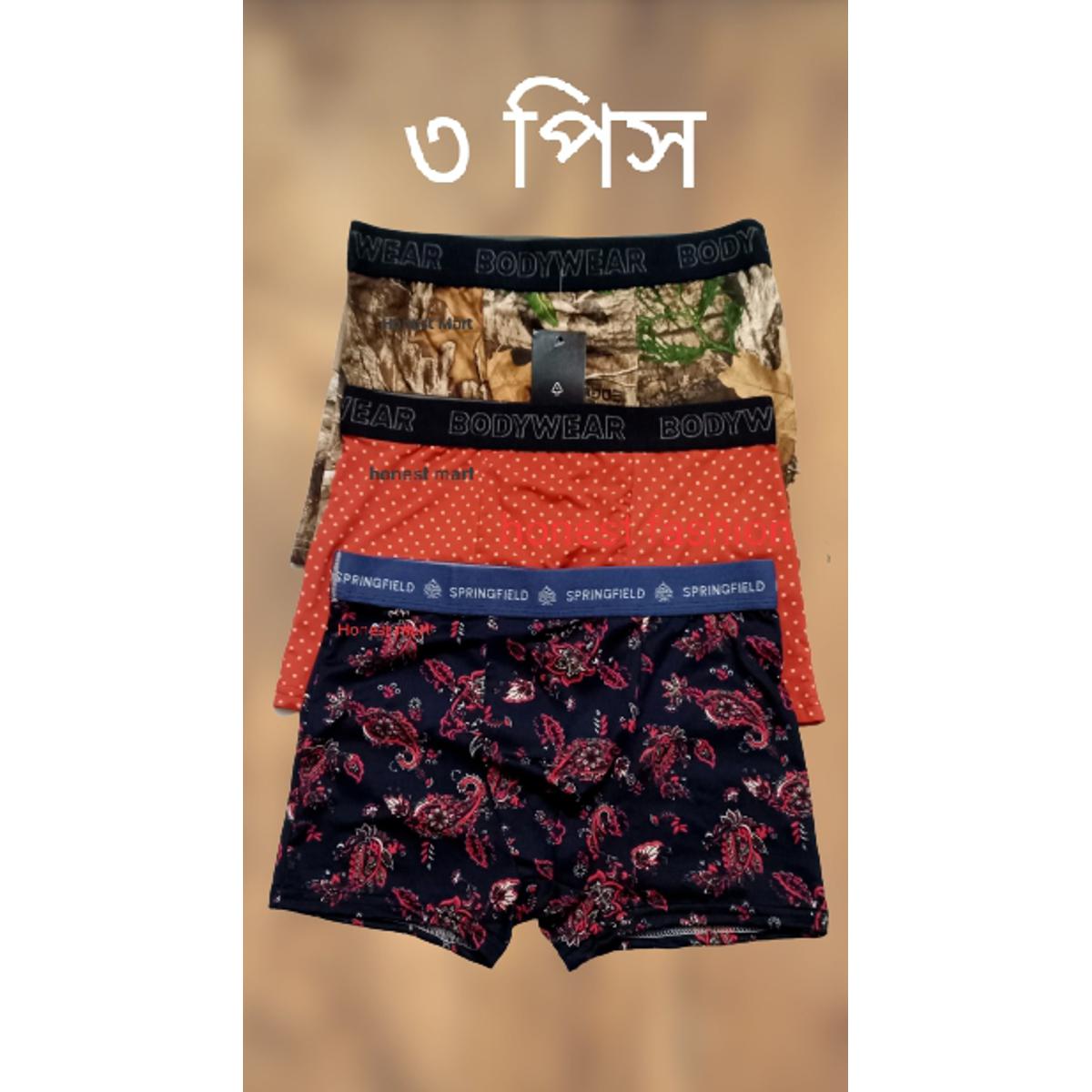 Томпақ жетілген әйелдің есек фотосы