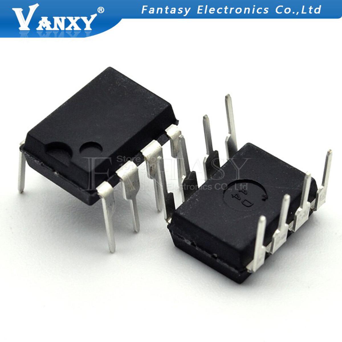 【happy one】5pcs LT1054CP DIP8 LT1054CN8 DIP LT1054 DIP-8 LT1054CP