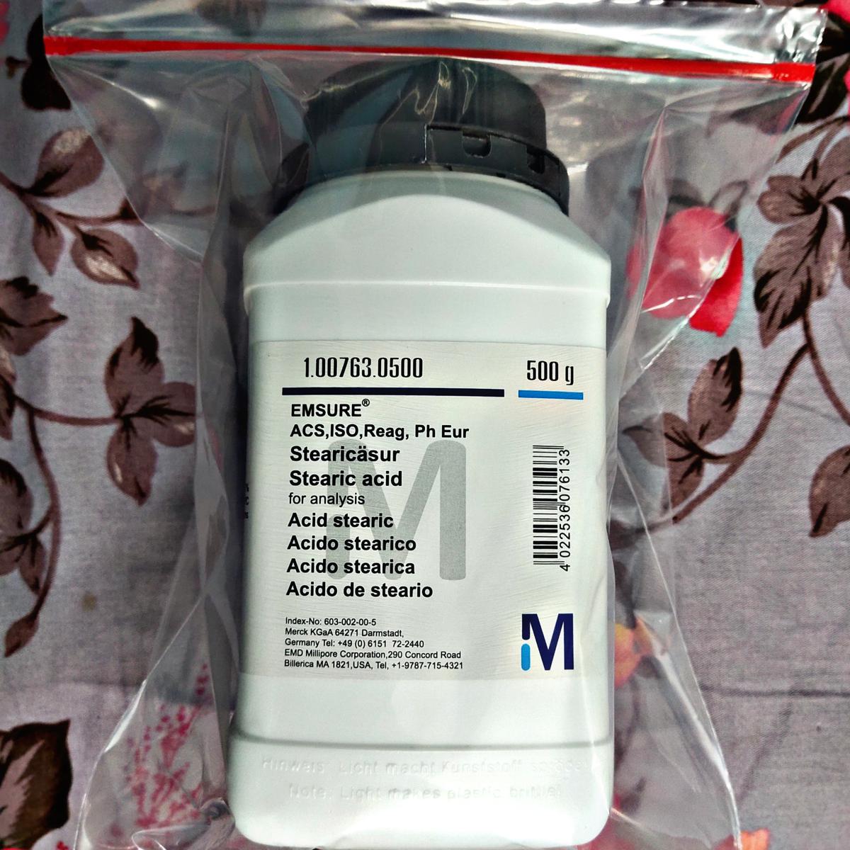 Stearic Acid / Octadecanoic Acid / E570 / C18H36O2 / Merck-Germany ~ 500gm / For Laboratory & Other Uses