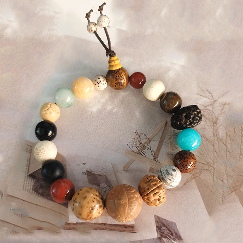 Bodhi Duobao eighteen seed bracelet inscription no daizhi (Hokkien language) prayer blessing carefree Buddha bead bracelet. 