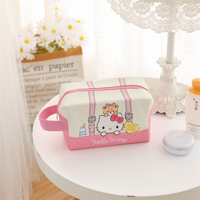 Hello Kitty Women's Cosmetic Bag Sanrio Kuromi Cute Sanitary