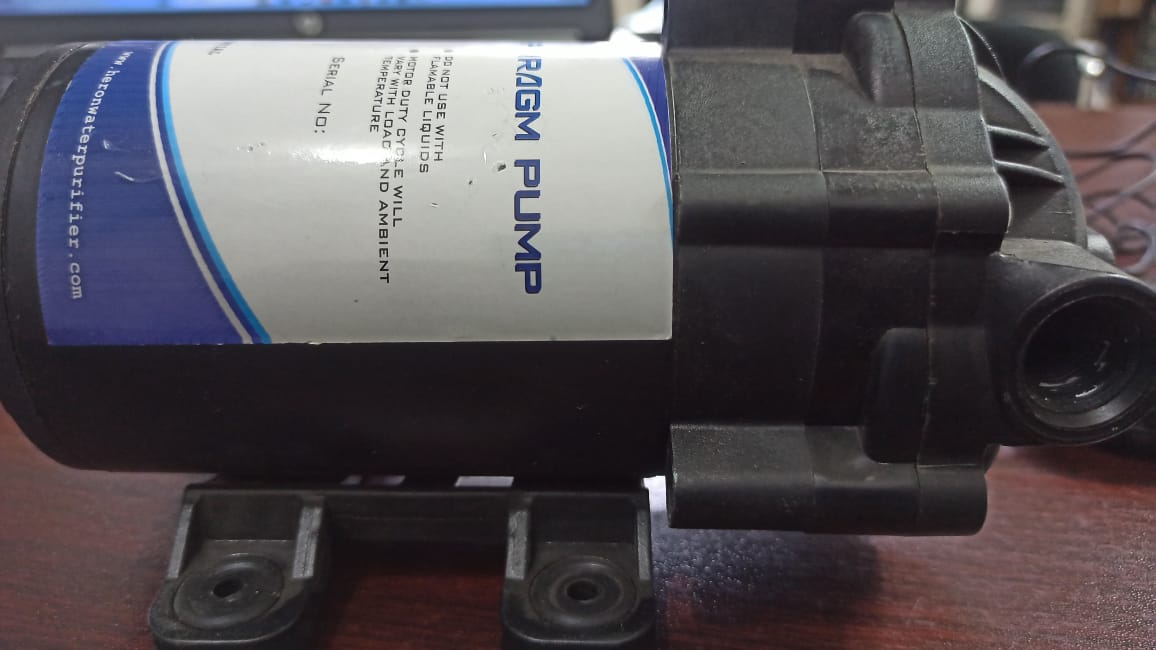 Heron Diaphragm or Booster Pump for 50-75 GPD RO Machine. 