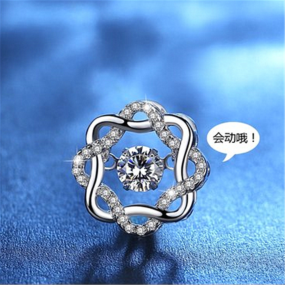 Douyin live network with the silver eight-pointed star smart necklace women's ins design beating heart women's pendant accessories. 