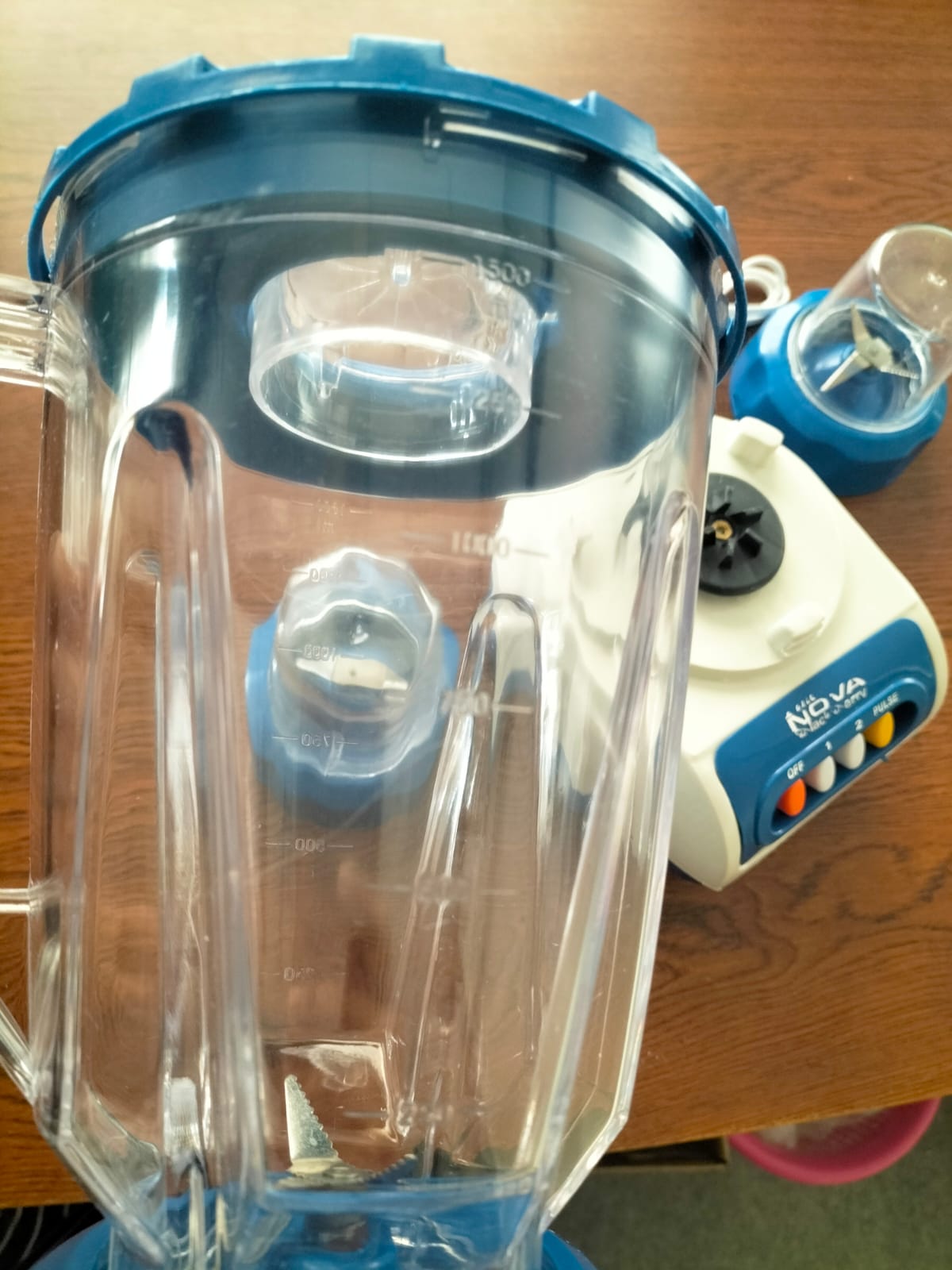Nova NV- BL999 - 3 in1 Blender with Juicer and Grinder - Unbreakable Jars-1 jar is 1.5 Liter. 