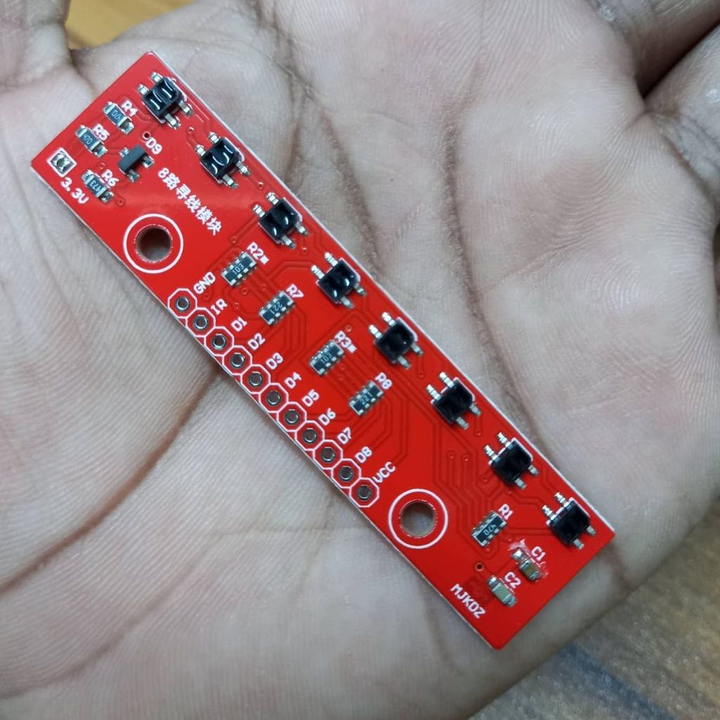 QTR-8RC 8 Channels Digital Infrared Reflectance Sensor Array 8 Sensor Linse Follow QTR-8RC IR Infrared Line Tracking Sensor Array HYS301 Line Following Sensor Module For Electronics Projects. 