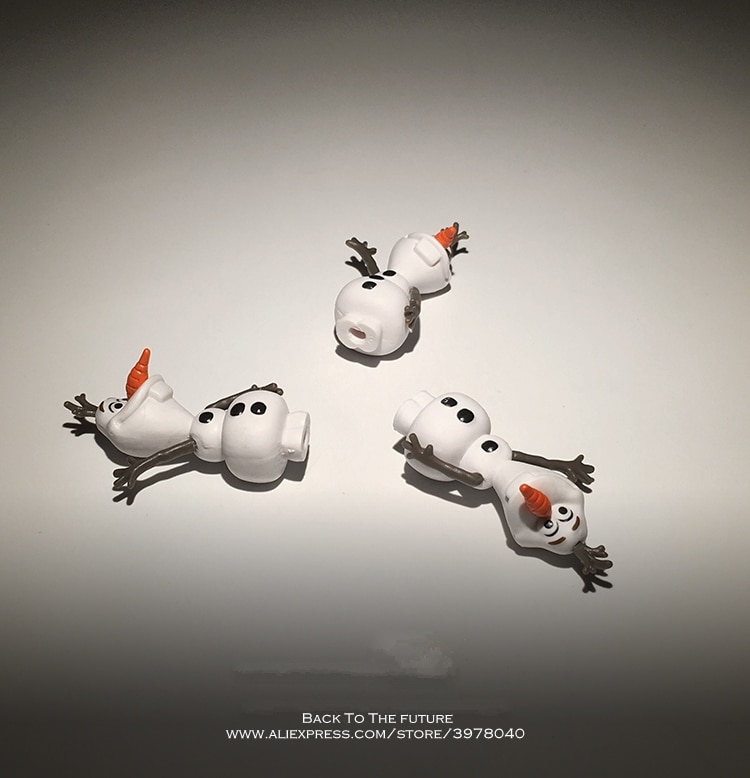 Disney Frozen snowman Olaf 4.5cm mini Action Figure Posture Anime Decoration Collection Figurine Toy model for children gift. 