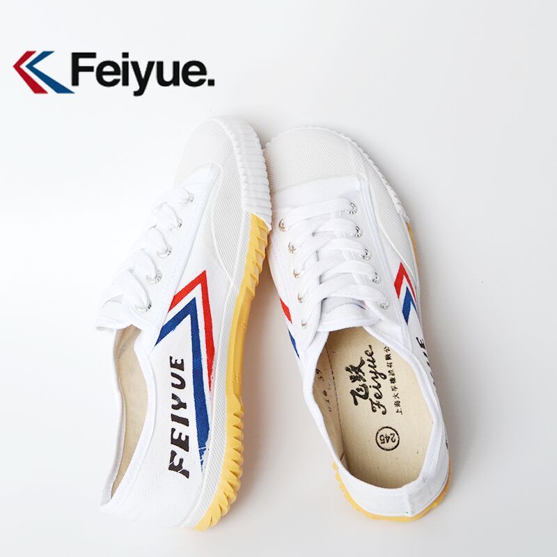 Feiyue Sneakers Retro Classic Canvas White Shoes Men's and Women's Casual Shoes Student Running Track and Field Competition. 